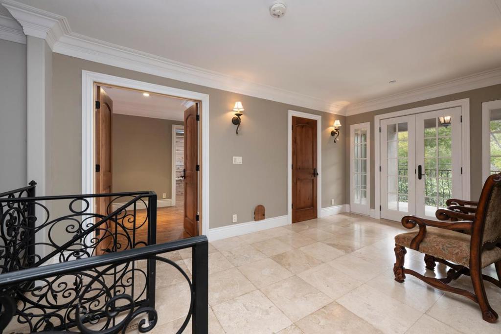 1512 Highway Road Property Photo 16