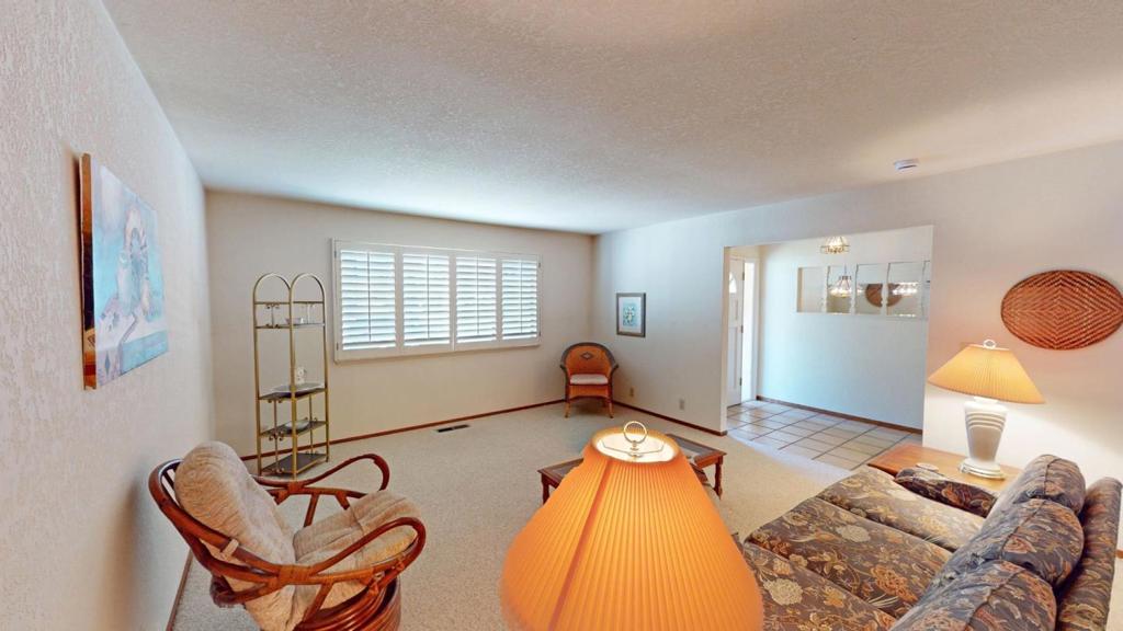 1116 Aspen Place Property Photo 11