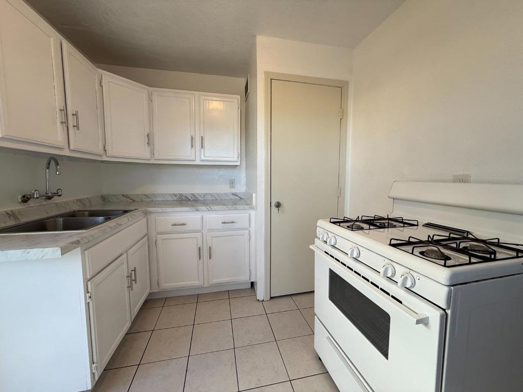 2433 San Pablo Avenue Property Photo 7