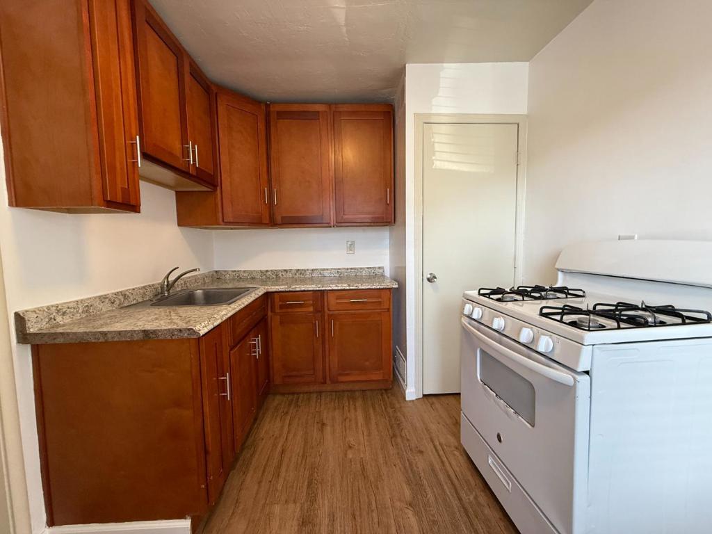 2433 San Pablo Avenue Property Photo 8