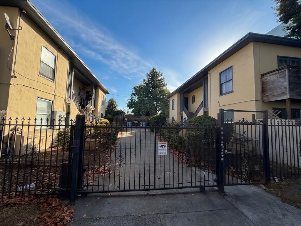 2433 San Pablo Avenue Property Photo 12