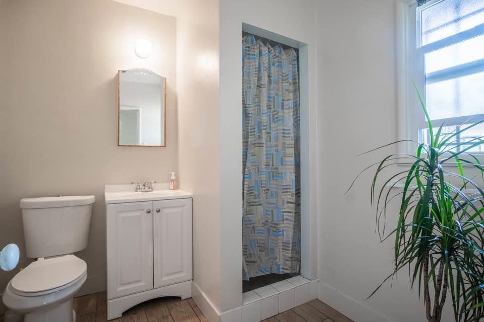 2429 San Pablo Avenue Property Photo 7