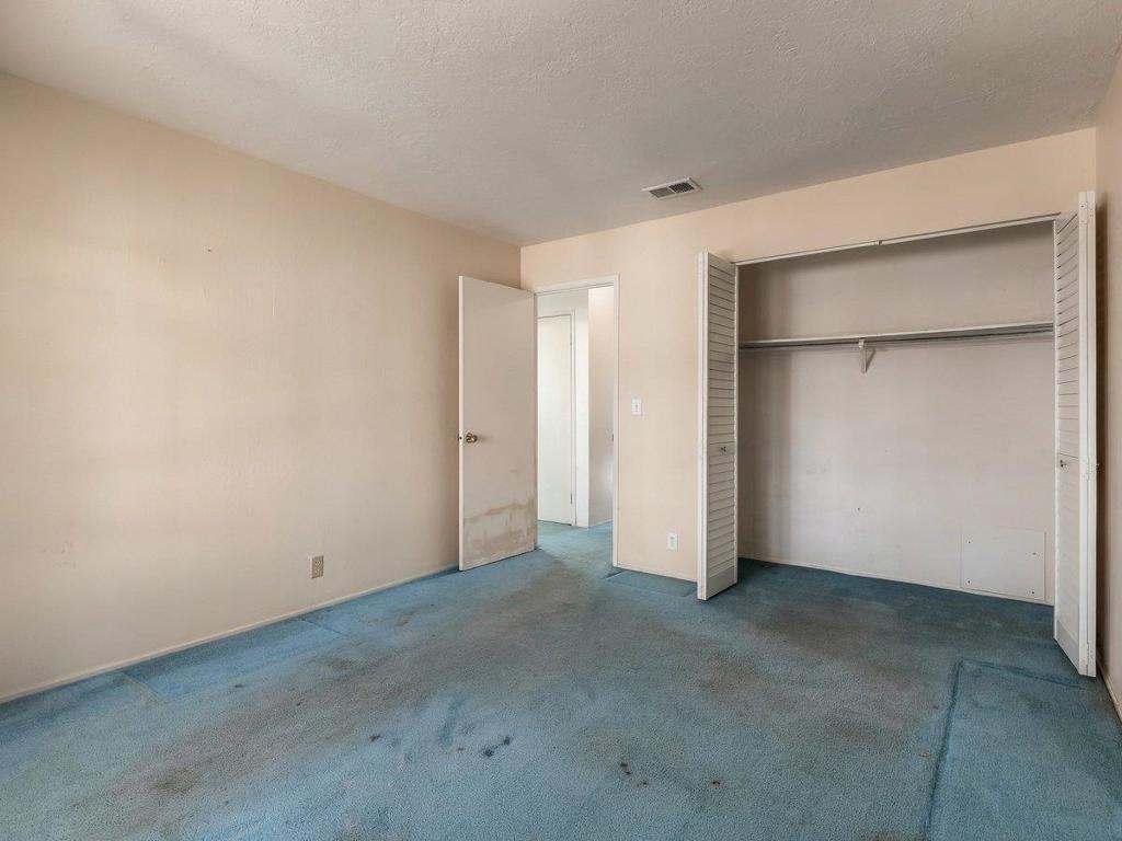 2037 Liberia Property Photo 12