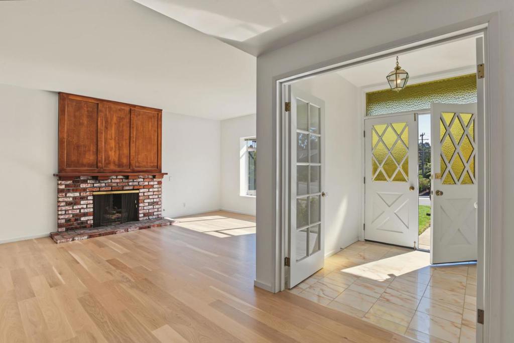 10 Los Altos Place Property Photo 6