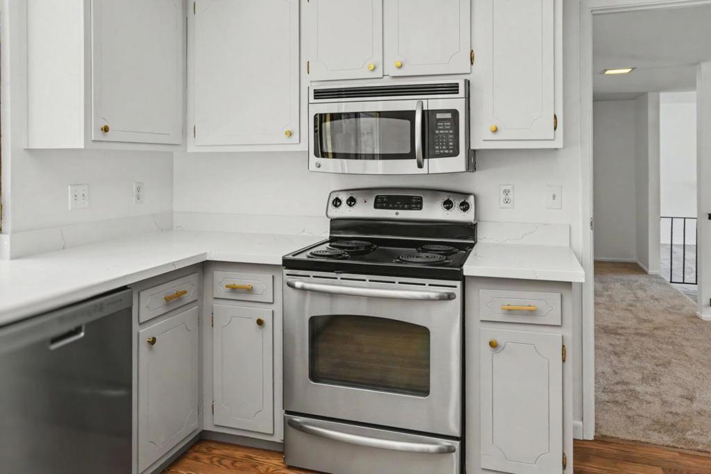 10 Los Altos Place Property Photo 15