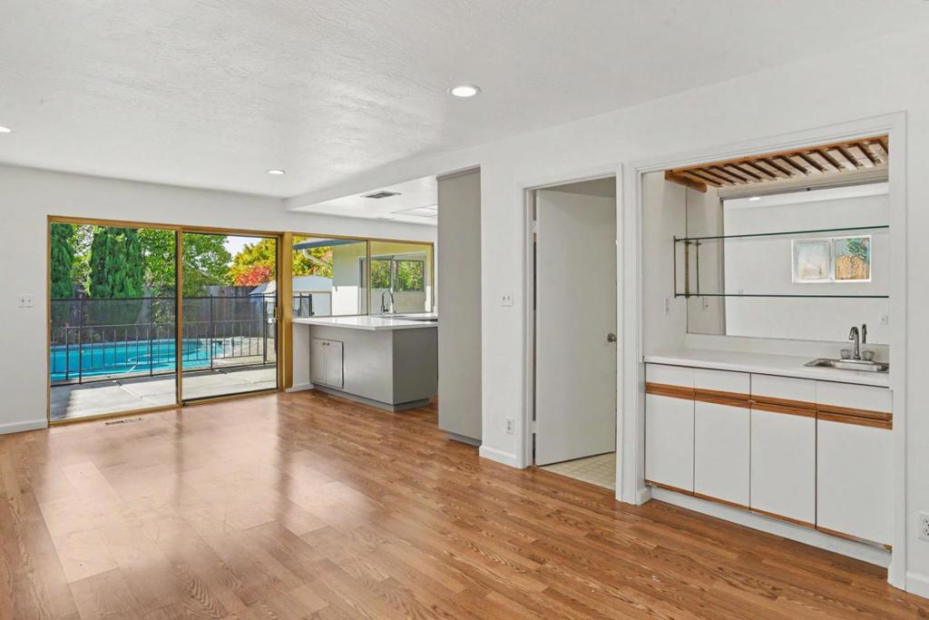 10 Los Altos Place Property Photo 18