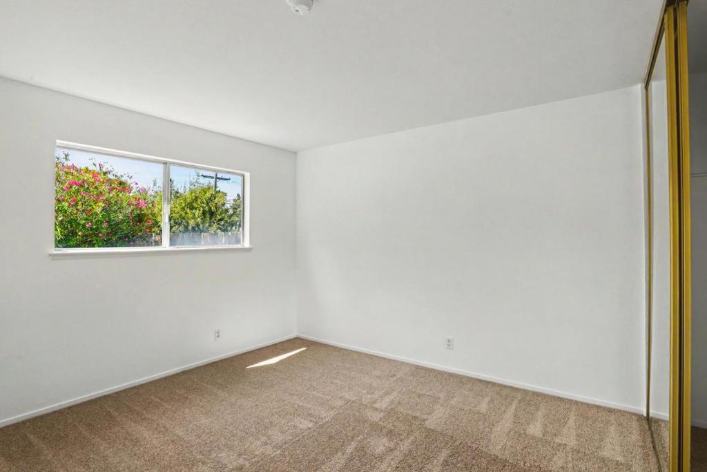 10 Los Altos Place Property Photo 24