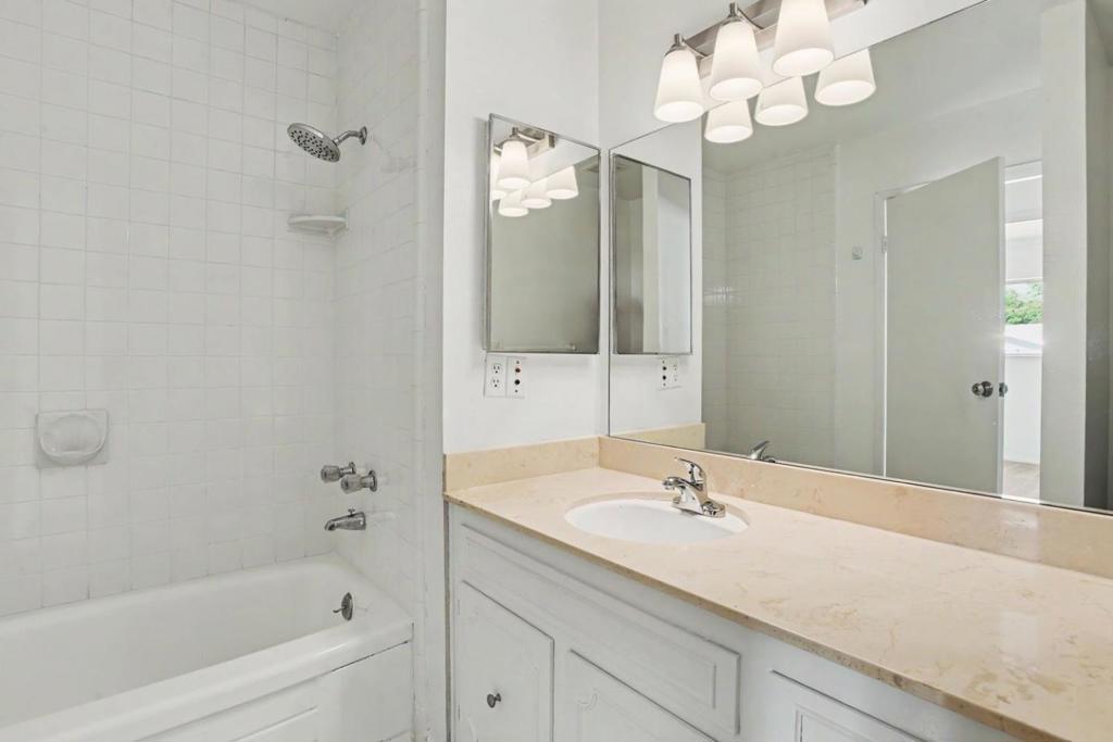 10 Los Altos Place Property Photo 27