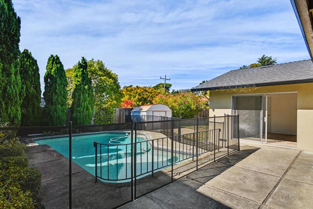10 Los Altos Place Property Photo 30