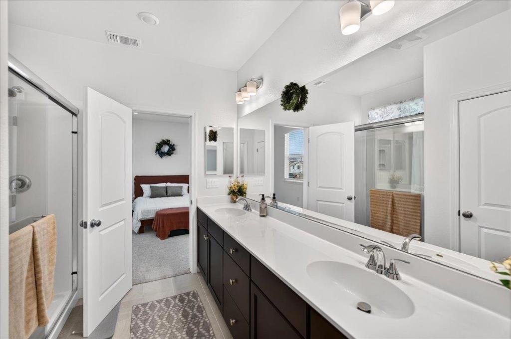 1910 Peony Street Property Photo 33