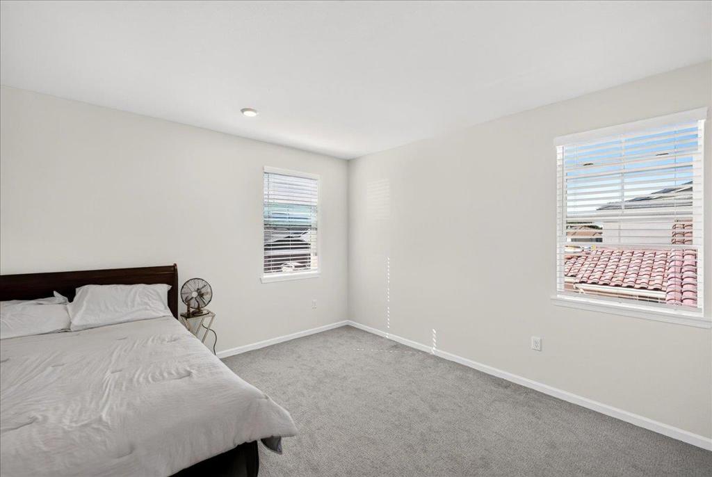 1910 Peony Street Property Photo 37