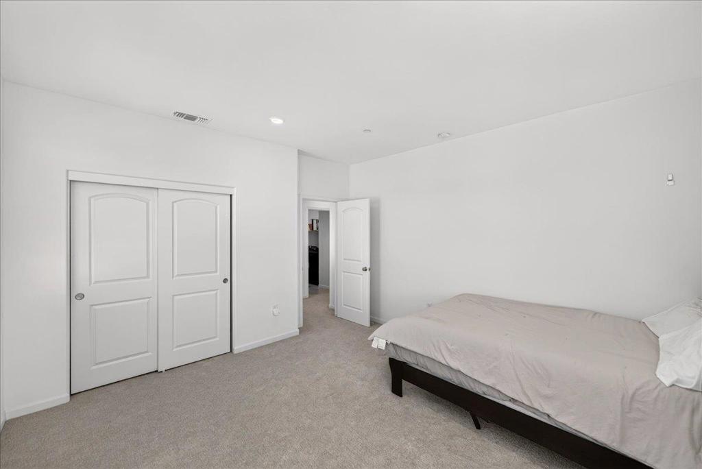 1910 Peony Street Property Photo 38