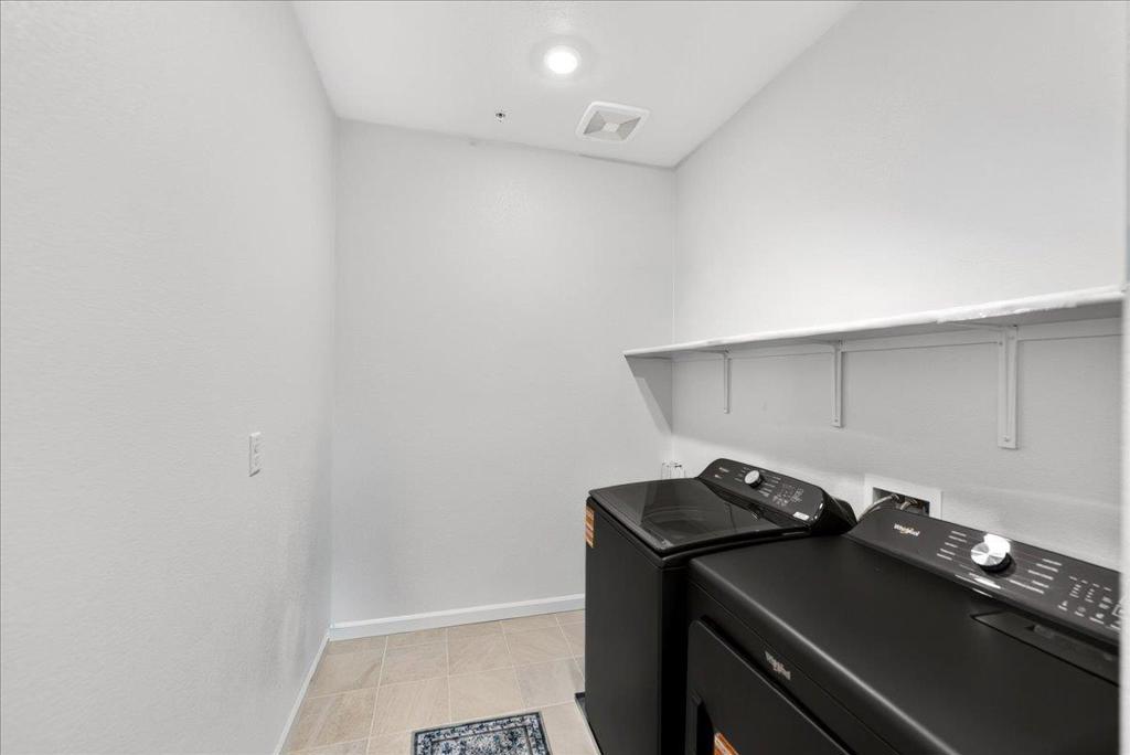 1910 Peony Street Property Photo 46