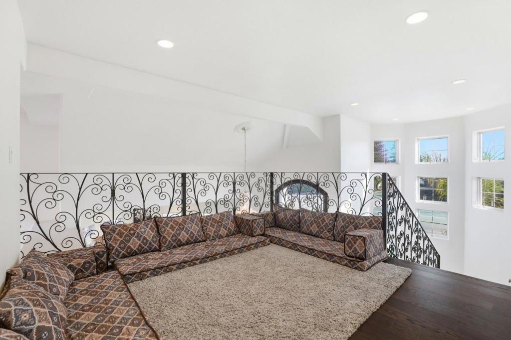 205 Llagas Road Property Photo 22