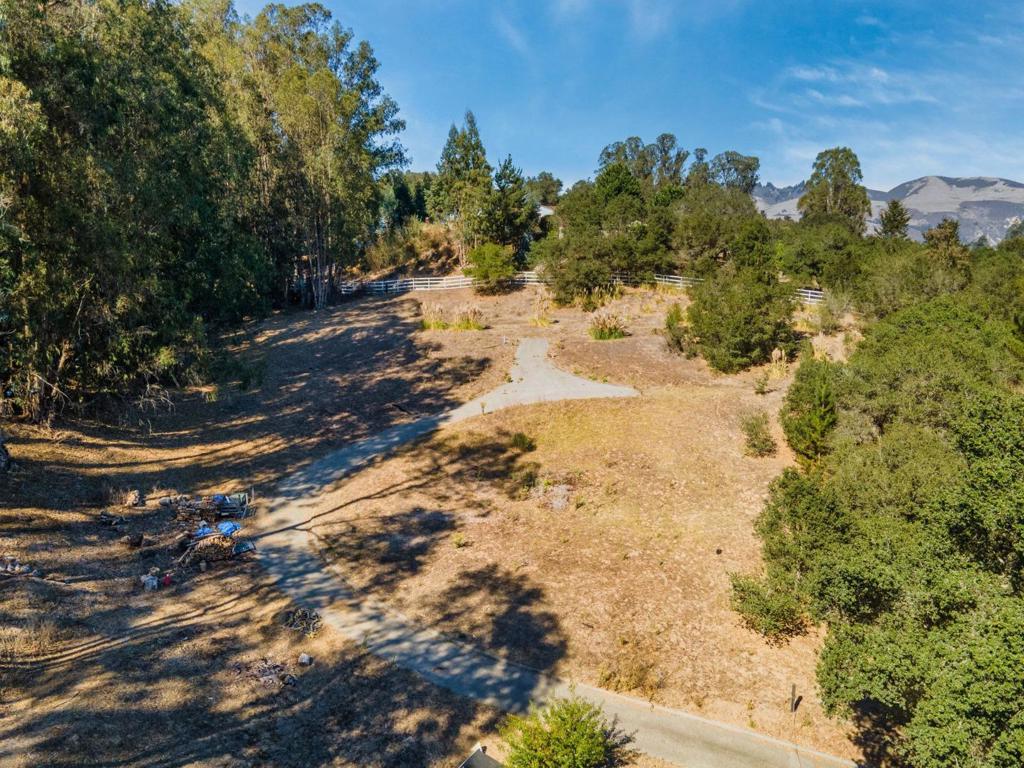 509 Carpenteria Road Property Photo 1
