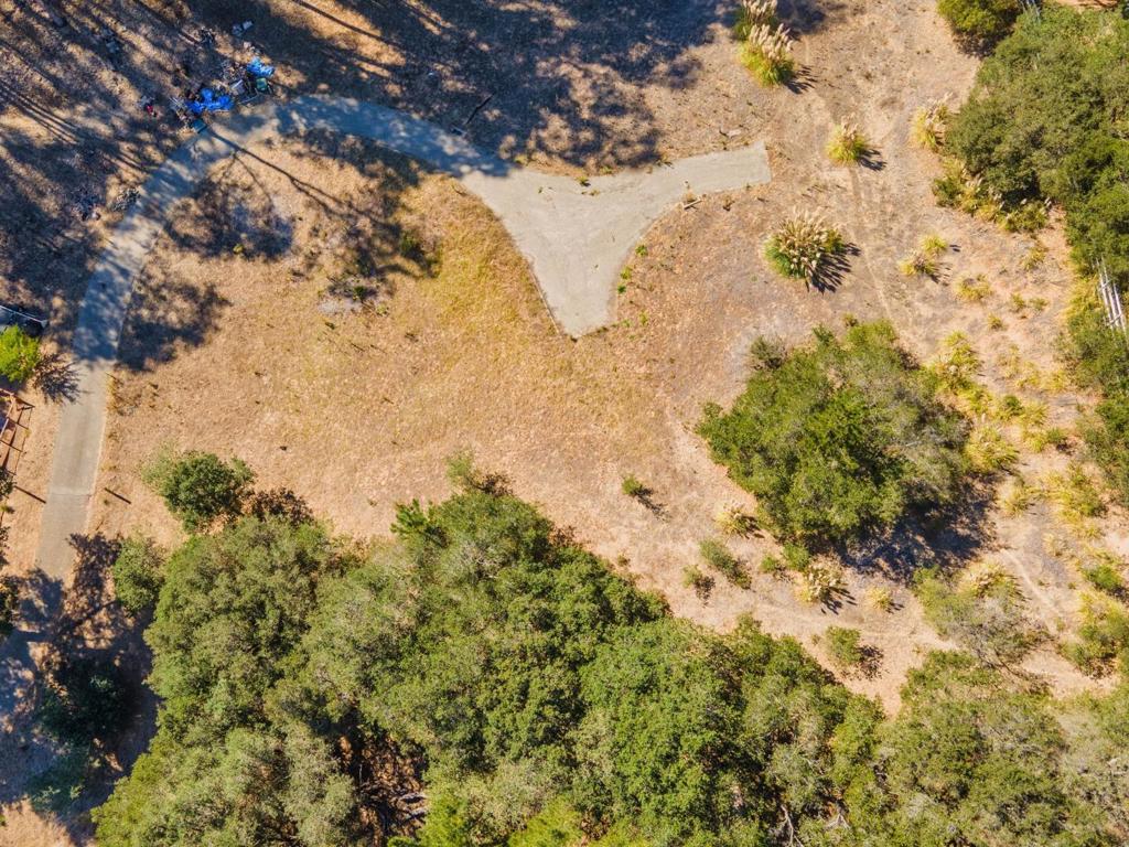 509 Carpenteria Road Property Photo 9