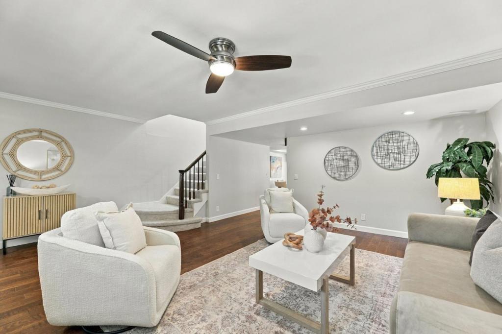6062 Calle De Prospero Property Photo 3
