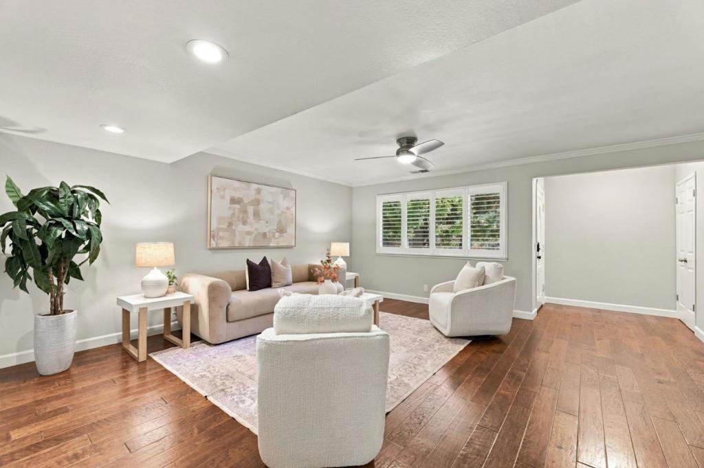 6062 Calle De Prospero Property Photo 4