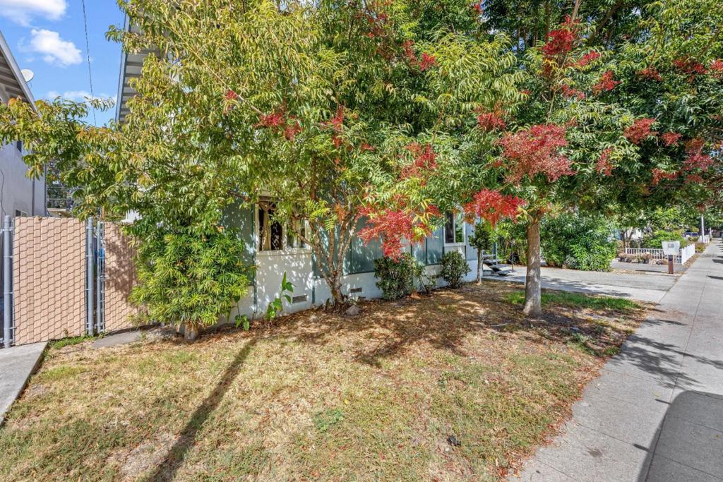 2236 Deborah Drive Property Photo 4