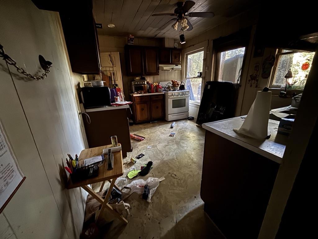 400 Martin Drive Property Photo 14