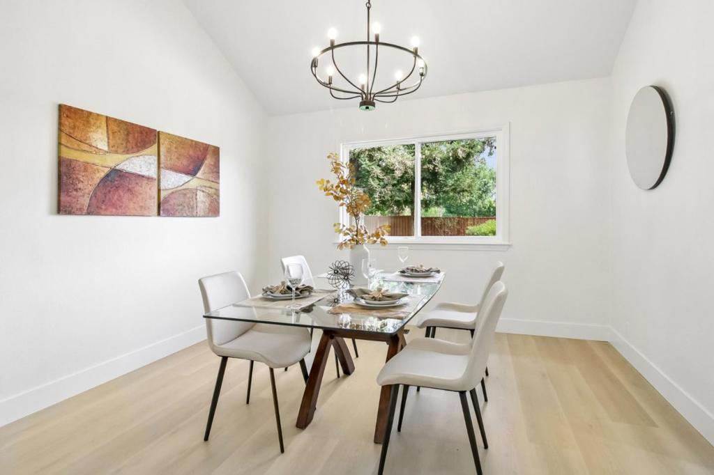 6558 Gardenoak Court Property Photo 8
