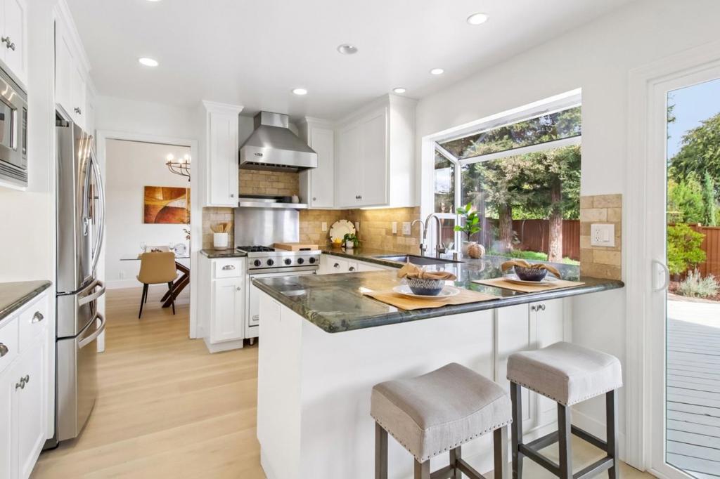 6558 Gardenoak Court Property Photo 13