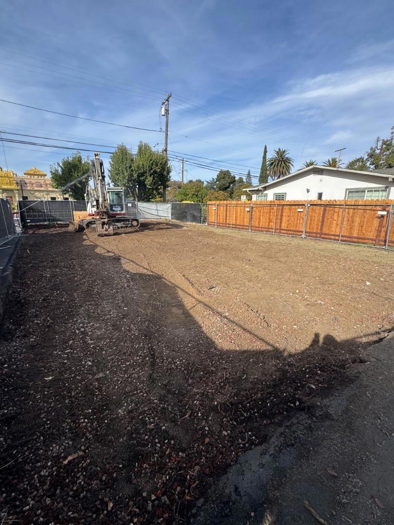 2648 Concord Boulevard Property Photo 1
