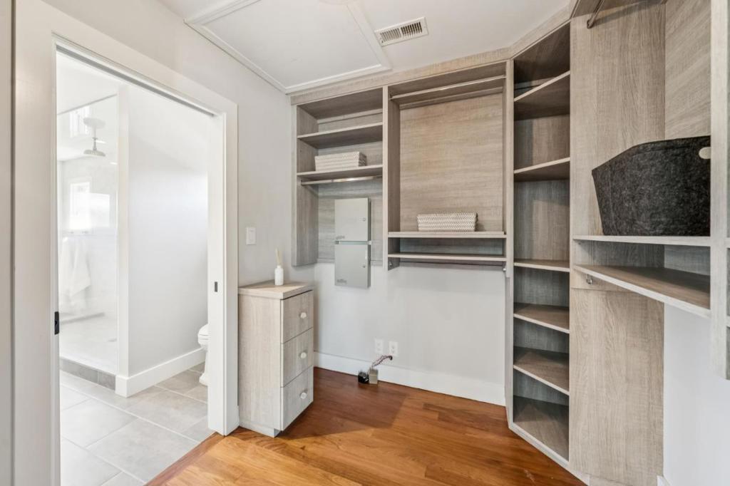 38 Alpine Avenue Property Photo 53