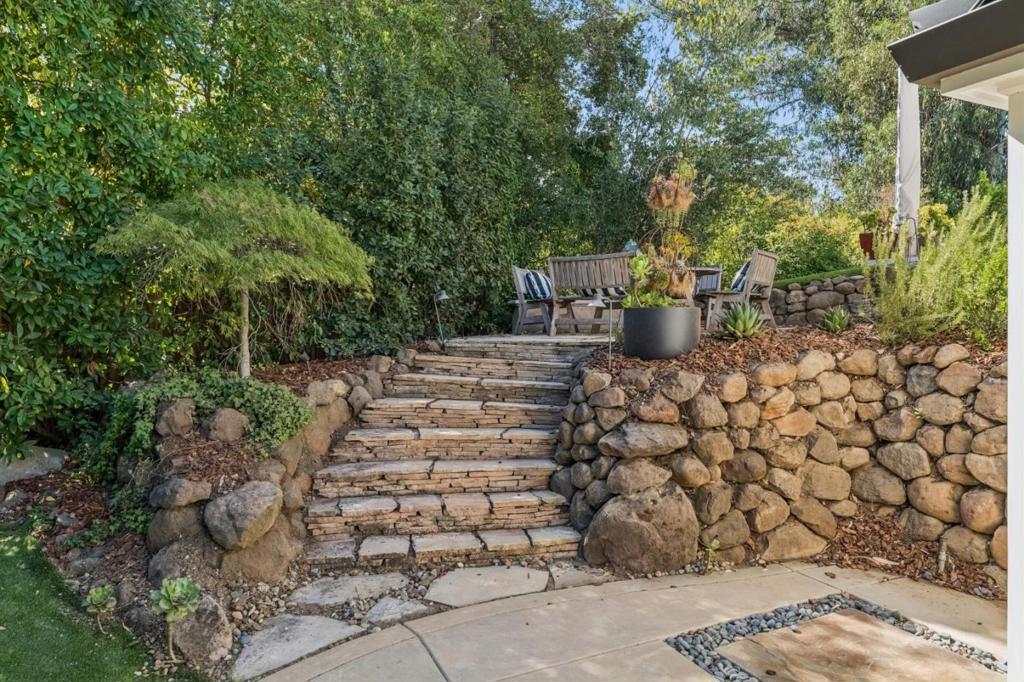 38 Alpine Avenue Property Photo 86