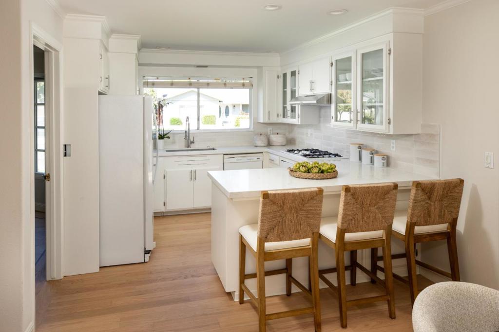 1740 Oak Avenue Property Photo 8