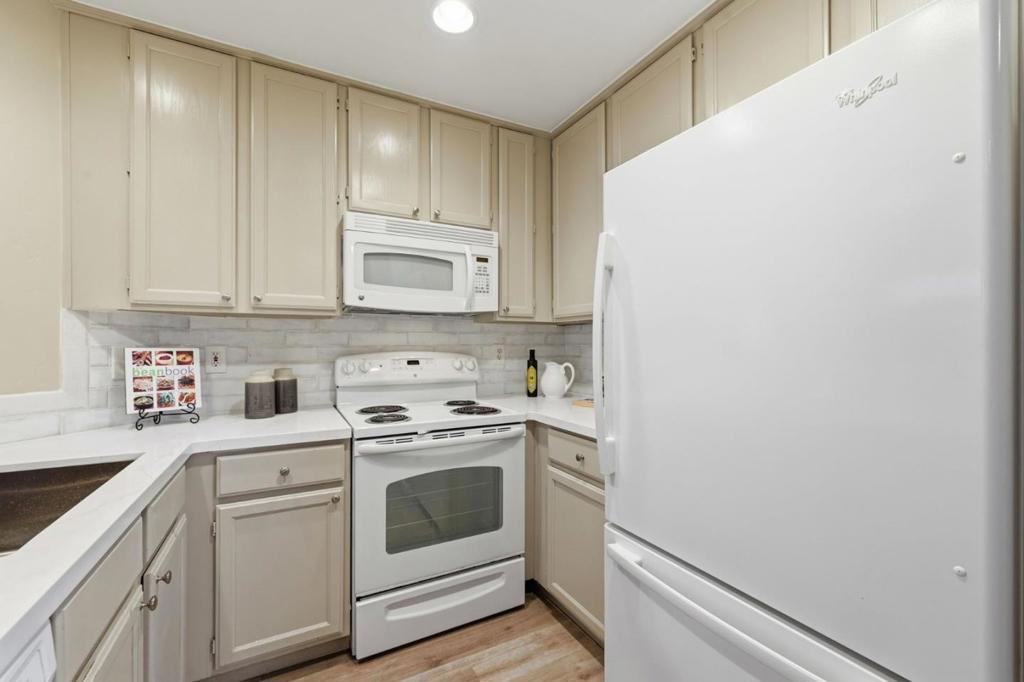 748 Northrup Street 332 Property Photo 13