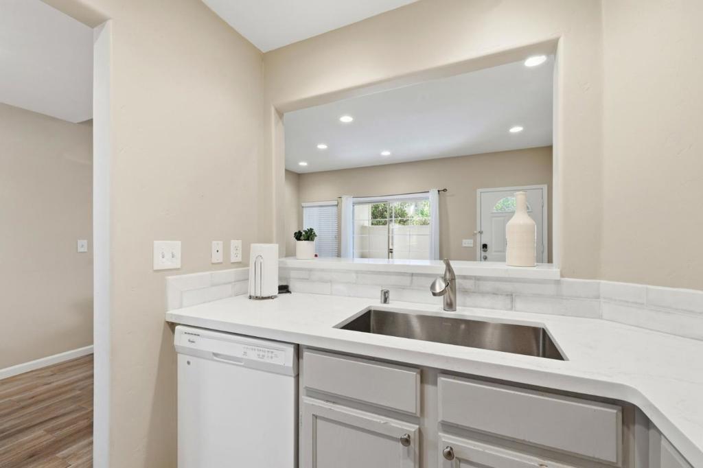 748 Northrup Street 332 Property Photo 14