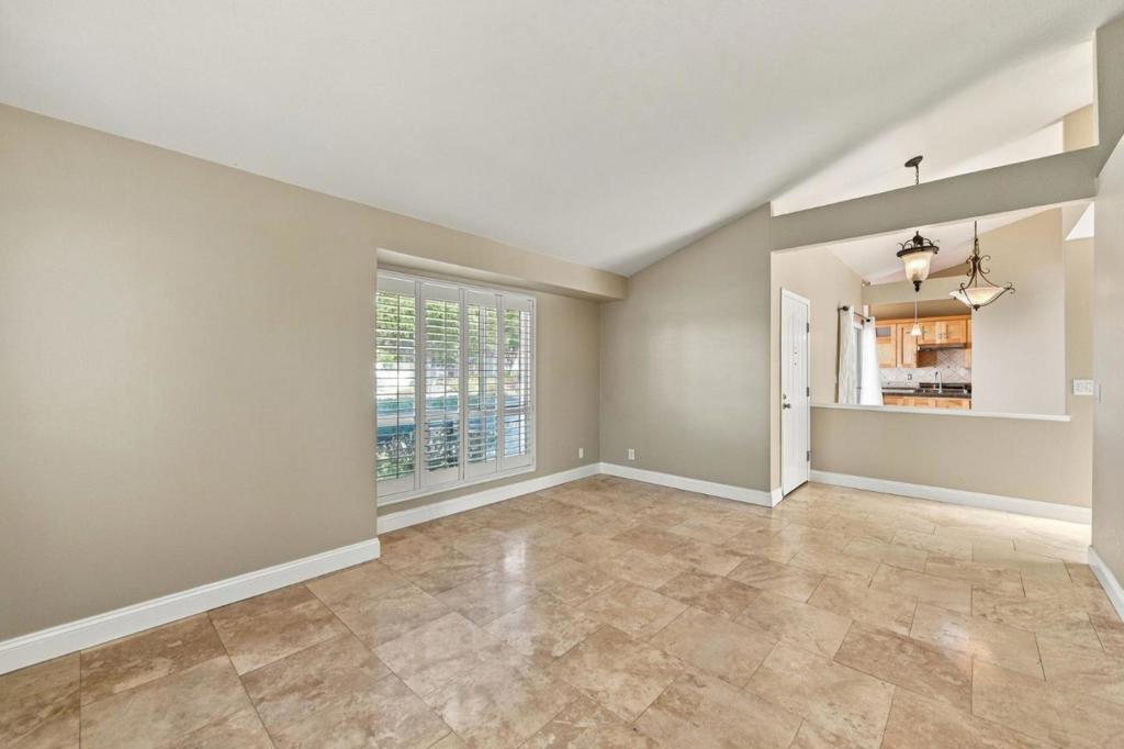 1205 Kelly Park Circle Property Photo 5