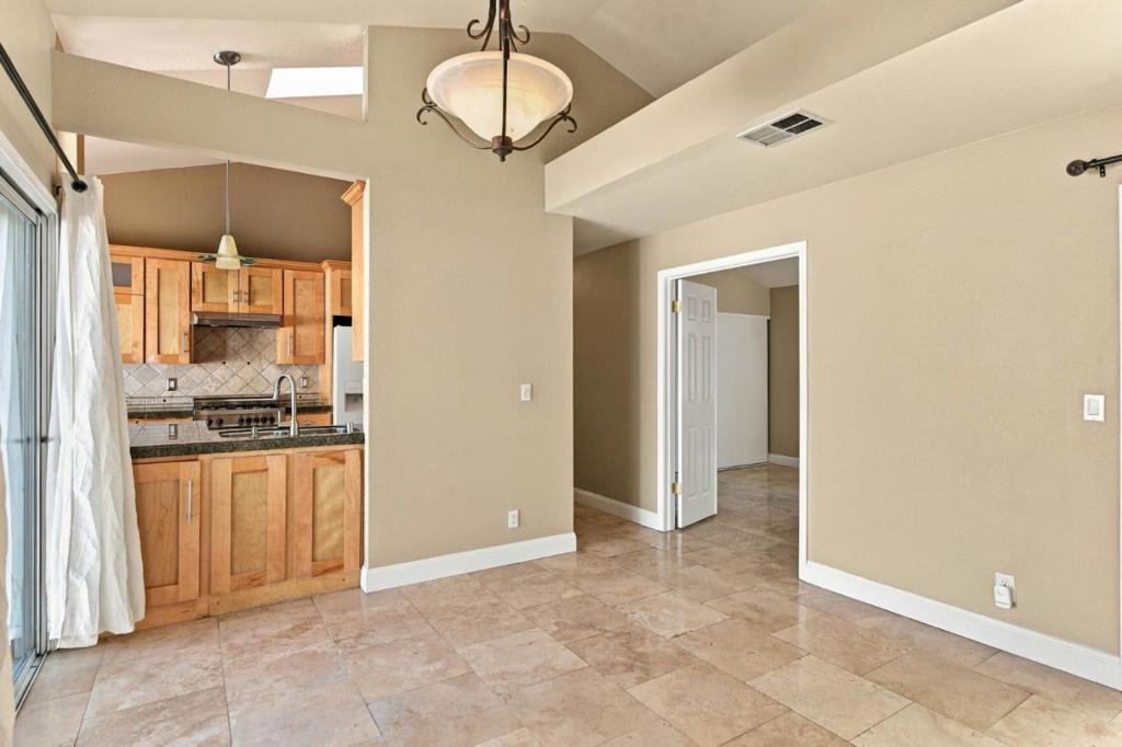 1205 Kelly Park Circle Property Photo 14