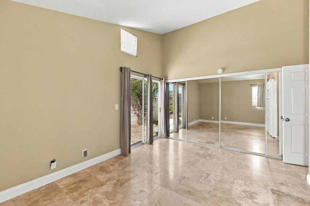 1205 Kelly Park Circle Property Photo 18