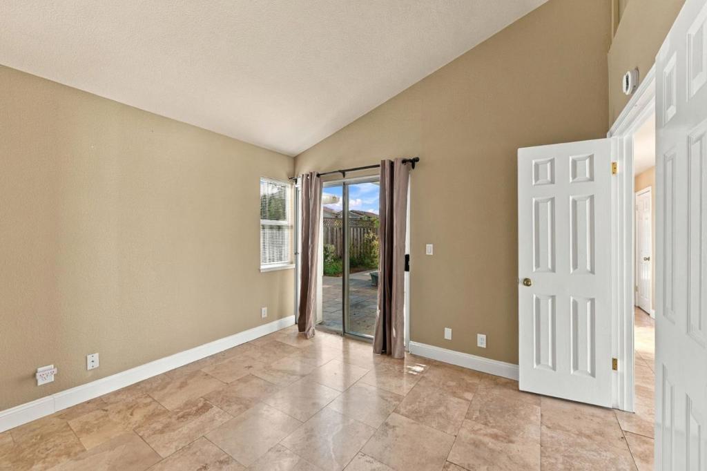 1205 Kelly Park Circle Property Photo 23