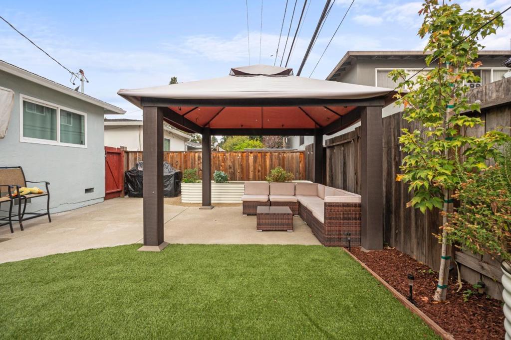 1557 Ebener Street Property Photo 13