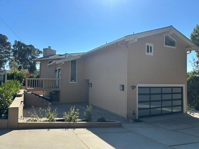 204 Bayview Court Property Photo 2