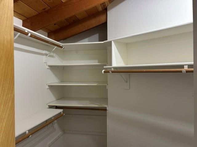 204 Bayview Court Property Photo 10