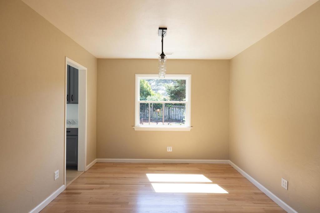 963 Crest Avenue Property Photo 8
