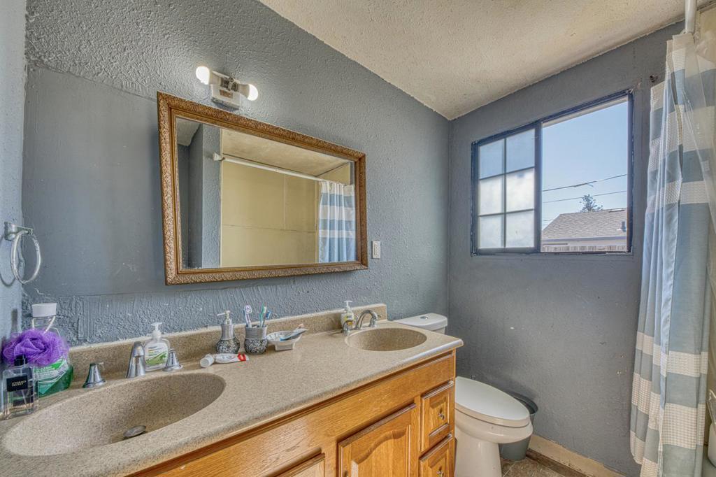 236 Maryal Drive Property Photo 12