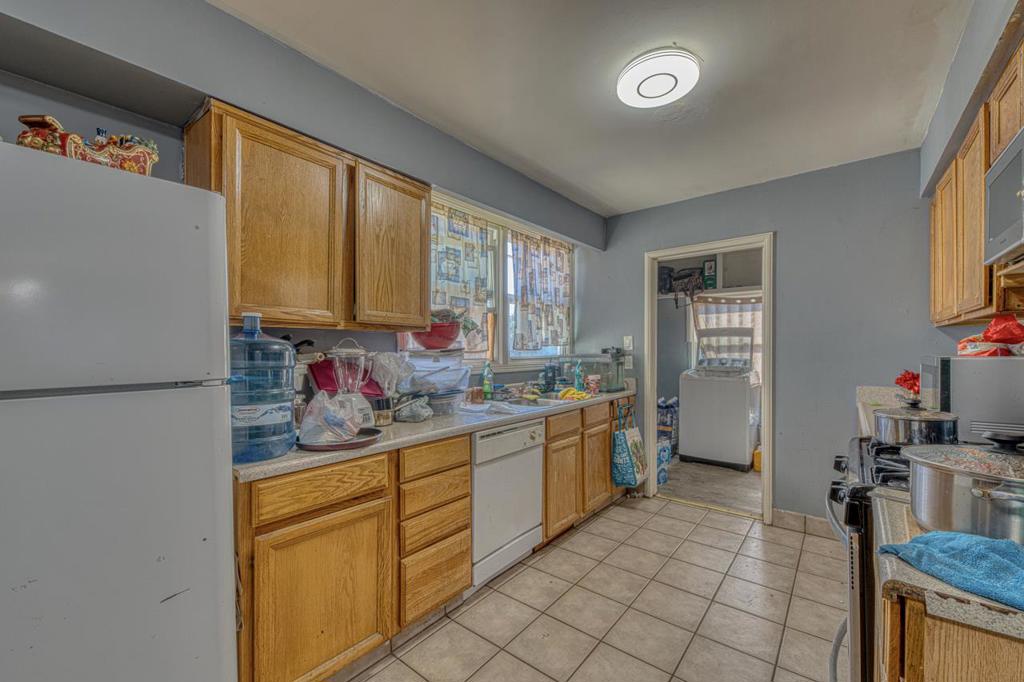 236 Maryal Drive Property Photo 14