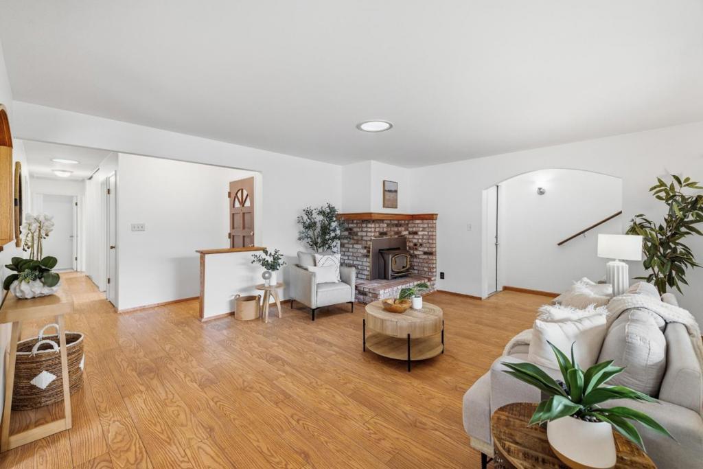 8090 Harvard Drive Property Photo 6