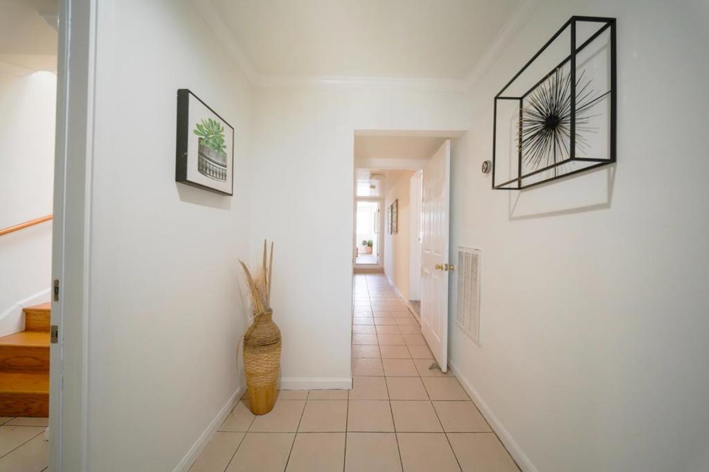 531 Head Street Property Photo 29