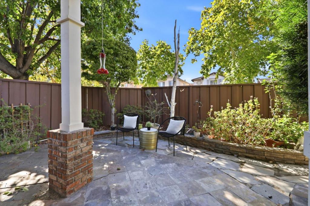 308 Ballymore Circle Property Photo 23