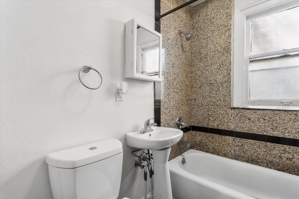 765 Ofarrell Street Property Photo 14