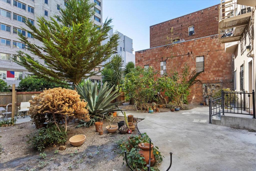 765 Ofarrell Street Property Photo 19