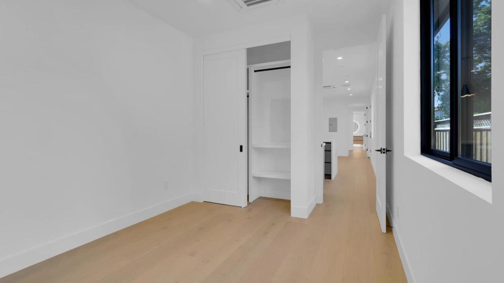 10540 Sterling Boulevard Property Photo 2