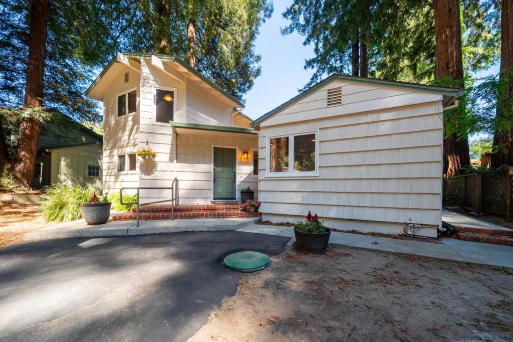 114 Gail Drive Property Photo 1