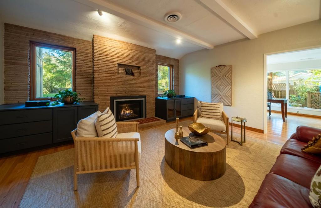 114 Gail Drive Property Photo 8